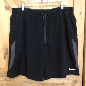 Nike Men's Black & Gray Swim Trunks size XXL